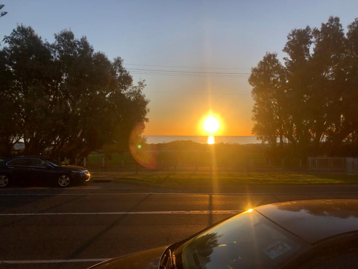 Adelaide - Semaphore Beach Front Екстер'єр фото